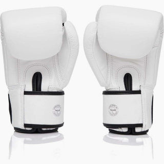 Guantoni Muay Thai Fairtex ONE Bianco