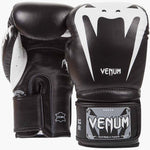 Guantoni Venum Giant 3.0 in Nappa Nero-Bianco